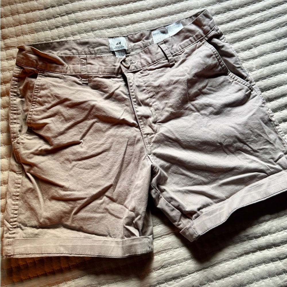 H&M Tan Flat Front Shorts Lightweight Cotton Casual